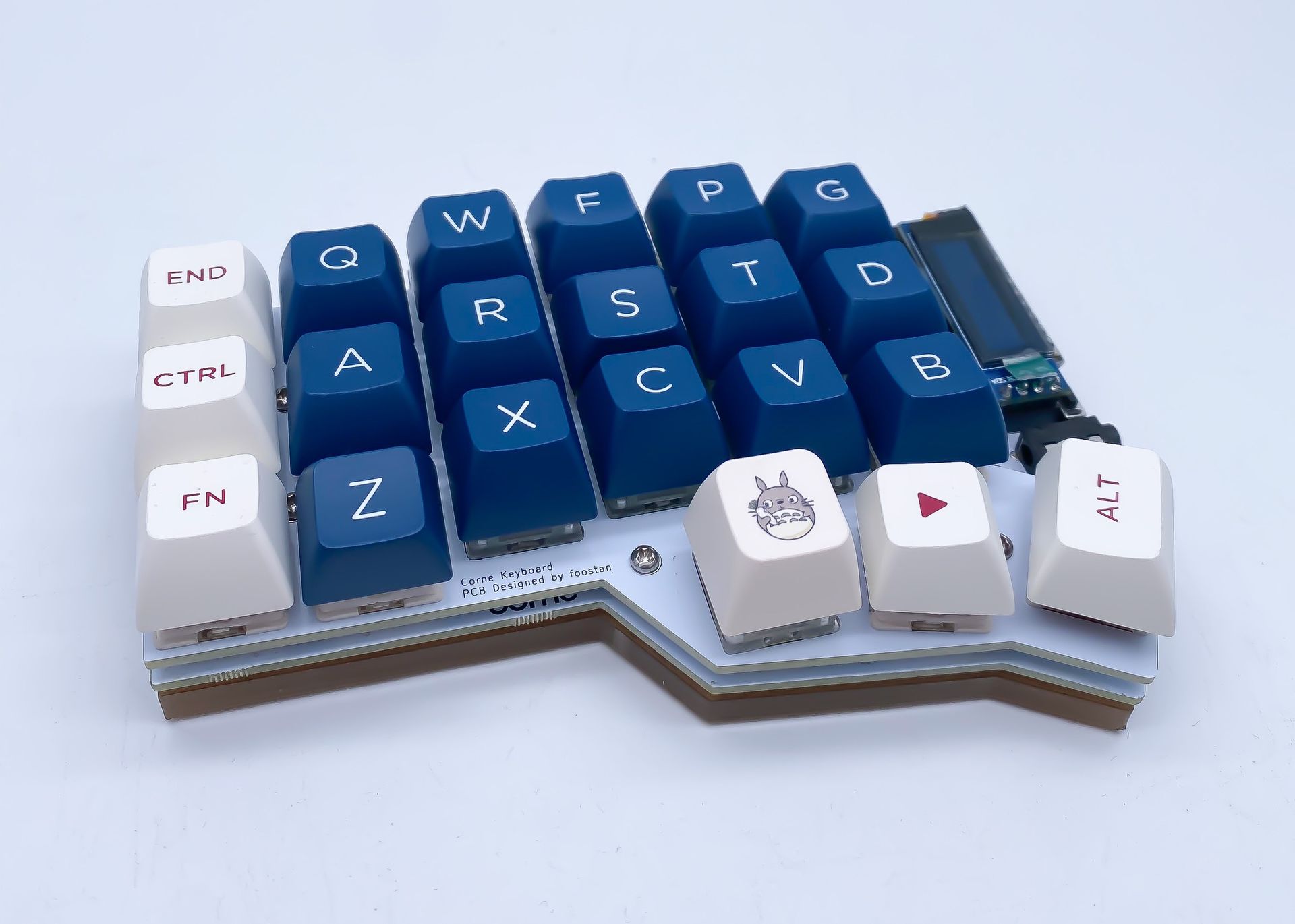 Umbra - unibody ergonomic keyboard with self-encasing PCB :  r/ErgoMechKeyboards